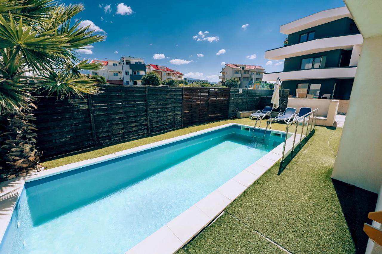 Villa Jasmina Novalja Bagian luar foto