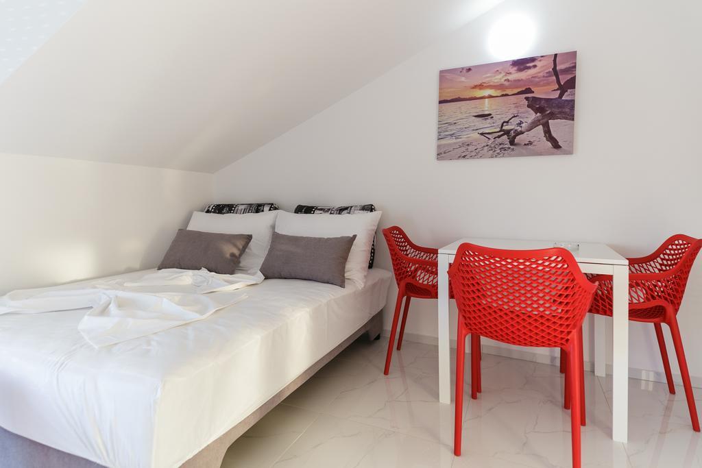 Villa Jasmina Novalja Bagian luar foto